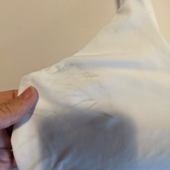 White tank top - Picture 3 of 4